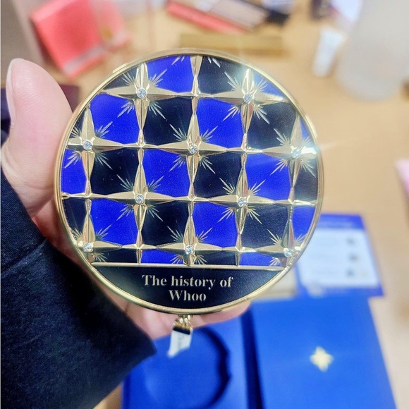 The History of Whoo Gongjinhyang Mi Royal Pact No.2 Special set. Expired 2026 - Picture 3 of 4